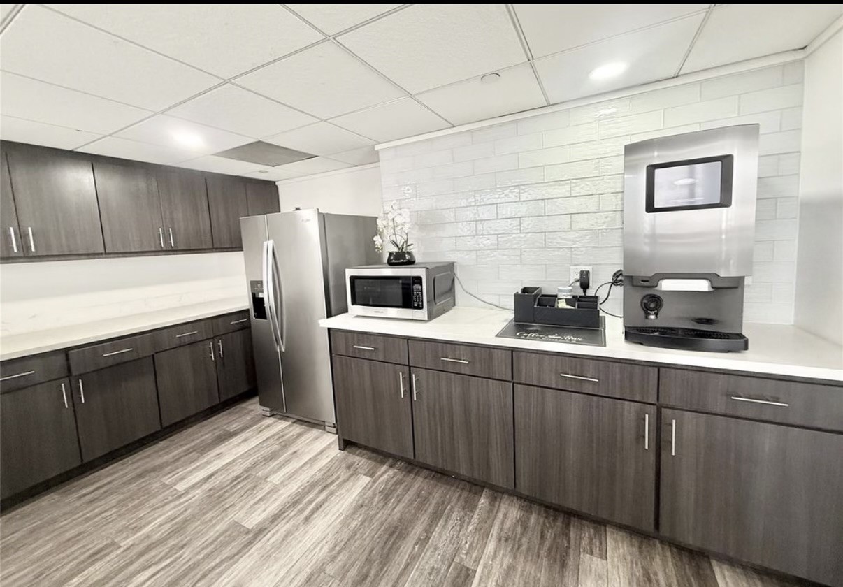 2016 Main Street, Unit 2204 Houston, TX 77002 - Photo 22 of 24