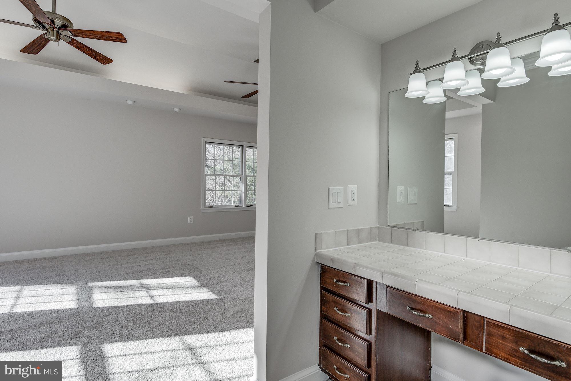 12405 Rivers Edge Drive Potomac, MD 20854 - Photo 32 of 67
