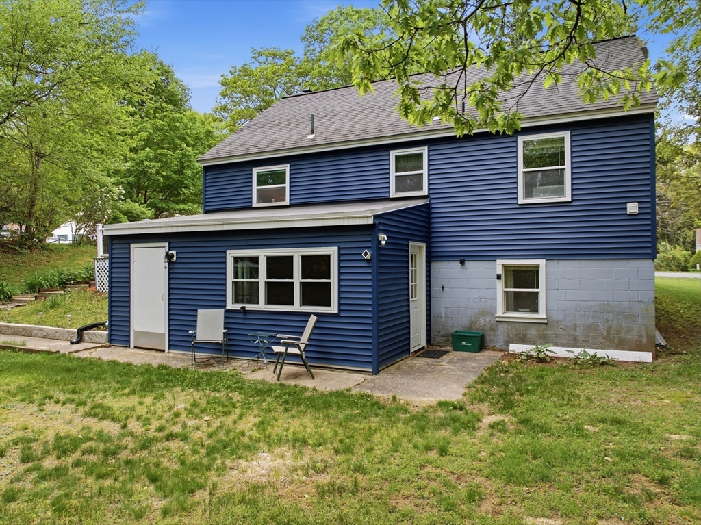 39 North Common Road Westminster, MA 01473 - Photo 33 of 37