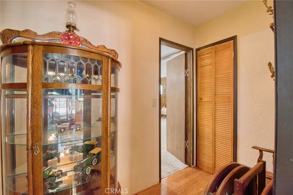 $549,000 | 1513 Twin Lakes Road, Wrightwood, CA 92397