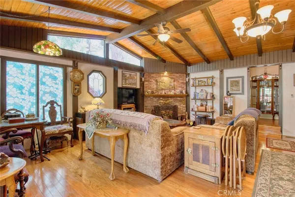 $549,000 | 1513 Twin Lakes Road, Wrightwood, CA 92397