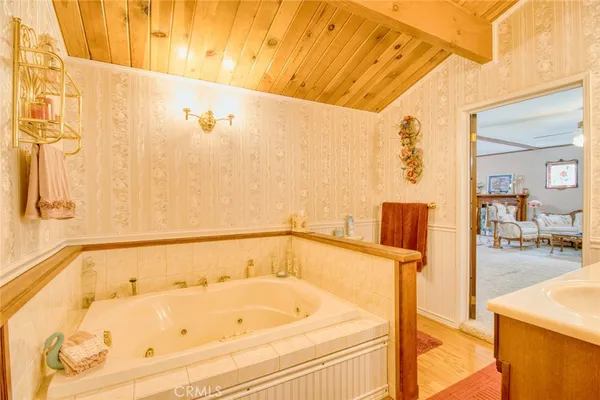 $549,000 | 1513 Twin Lakes Road, Wrightwood, CA 92397