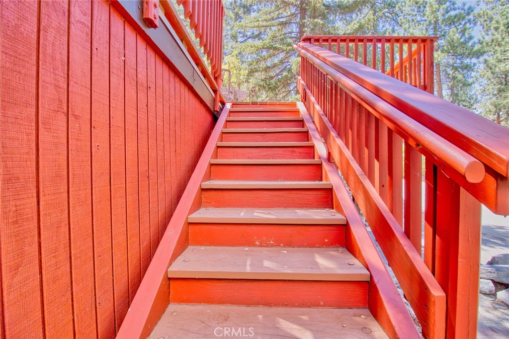 1513 Twin Lakes Road Wrightwood, CA 92397 - Photo 41 of 60 a view of entryway