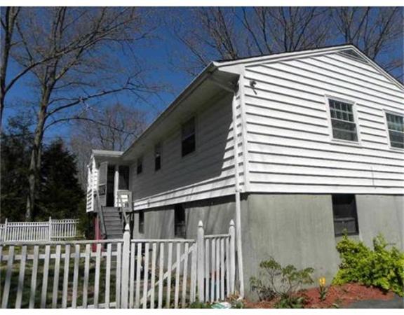 33 Charlton Road Dudley, MA 01571 - Photo 12 of 15