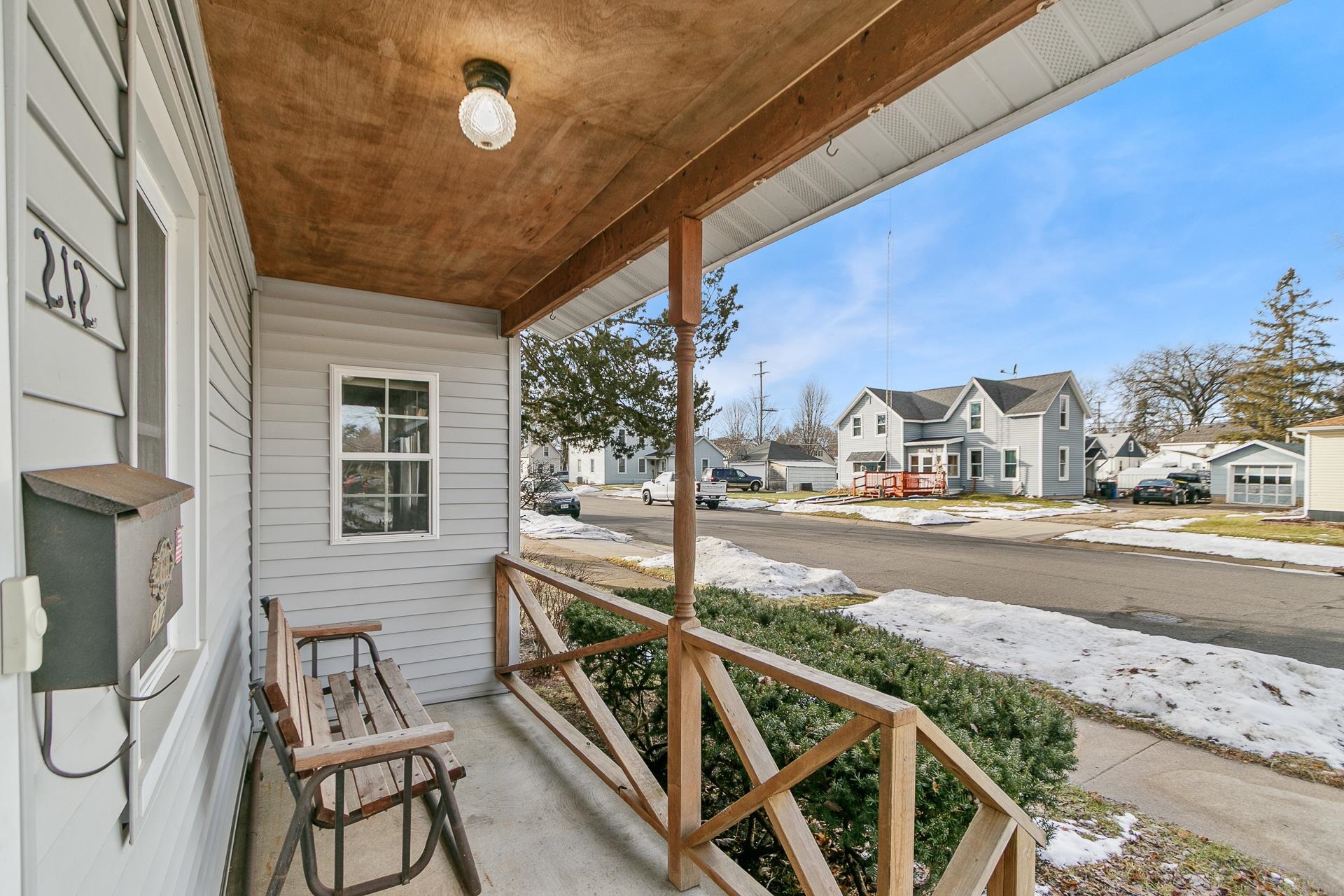 212 East Carroll Street Portage, WI 53901 - Photo 34 of 38