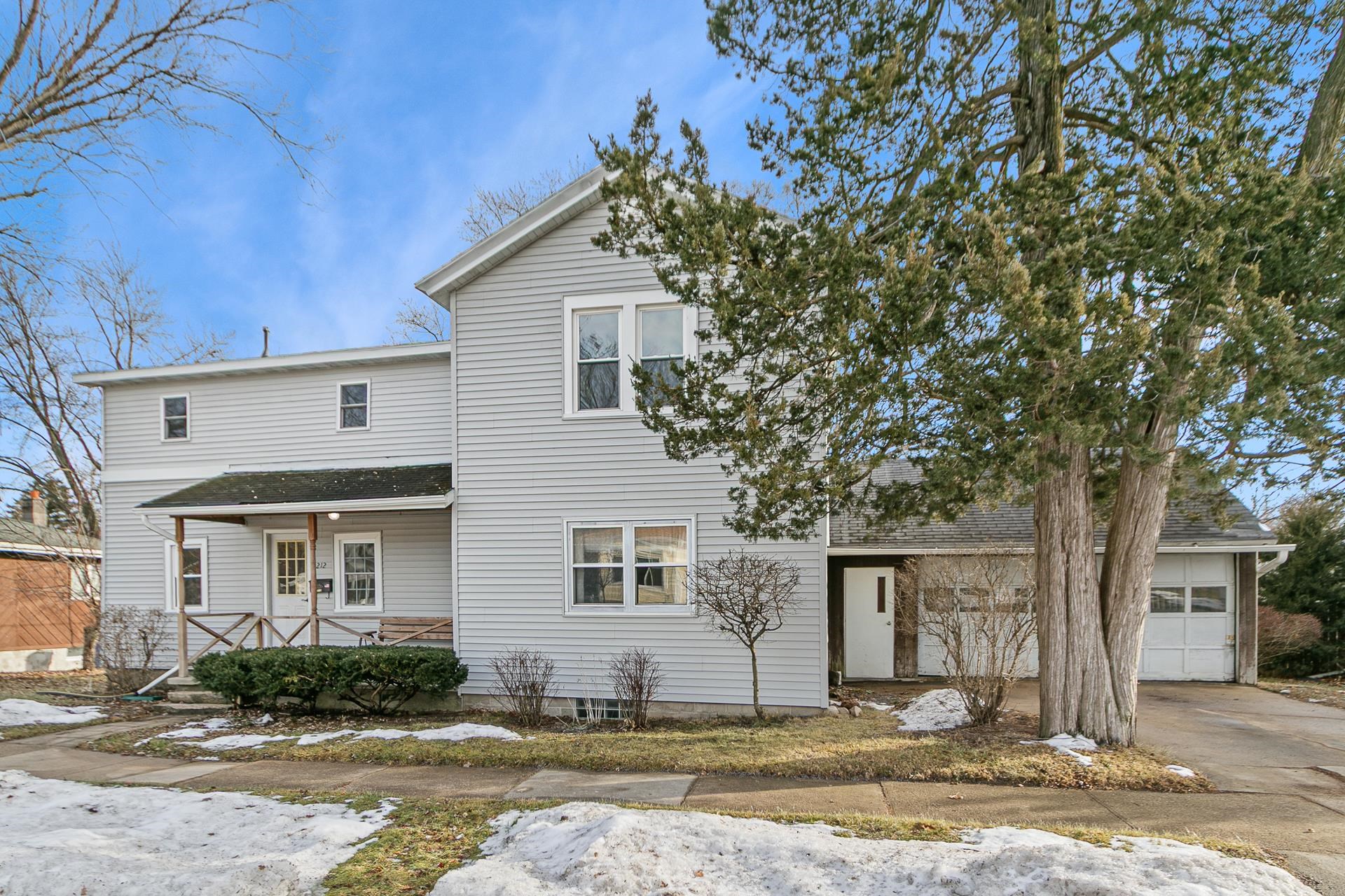 212 East Carroll Street Portage, WI 53901 - Photo 35 of 38