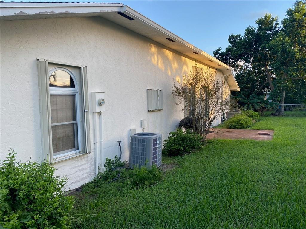 111 Timber Run East Riviera Beach, FL 33407 - Photo 3 of 3 Photo 3