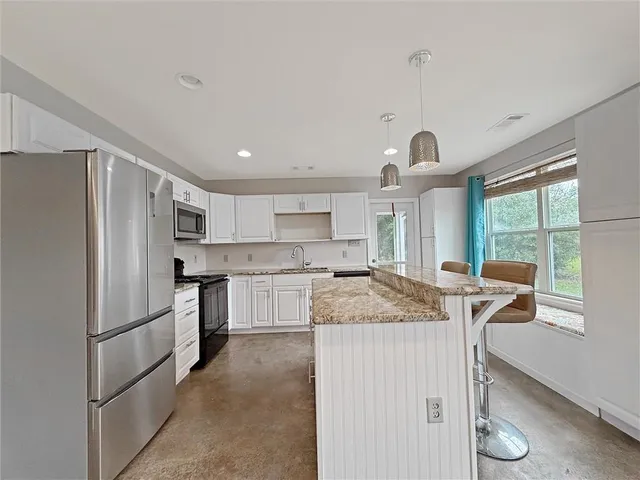 $728,000 | 73033 Double B S Road, Covington, LA 70435