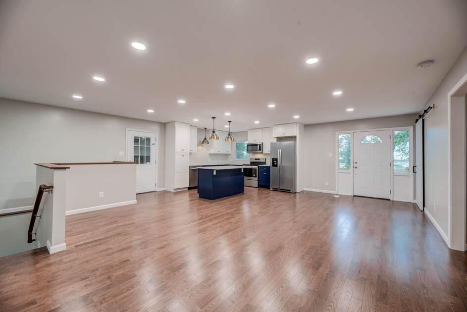 128 Providence Road Oak Ridge, TN 37830 - Photo 8 of 30 DSC_1206_07_08_09_10-6