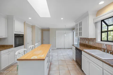 $545,000 | 835 St Andrews Drive, Pinehurst, NC 28374