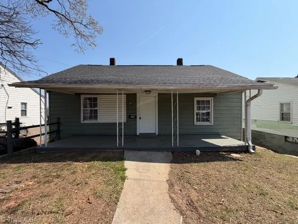 $1,300 | 1335 Thurmond Street, Winston-Salem, NC 27105