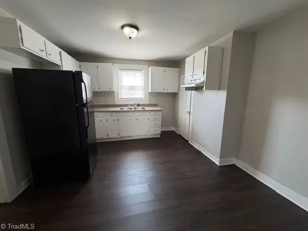 $1,300 | 1335 Thurmond Street, Winston-Salem, NC 27105