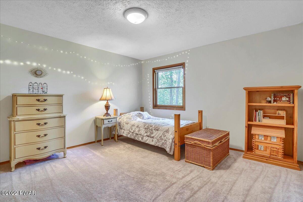435 Raymondskill Road Milford, PA 18337 - Photo 22 of 59 Bedroom 2