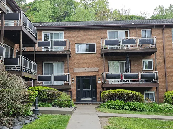 $2,250 | 42 Tanager Road, Unit 4204, Monroe, NY 10950
