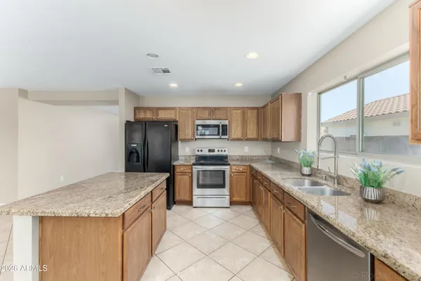 $534,990 | 3553 East Trigger Way, Gilbert, AZ 85297