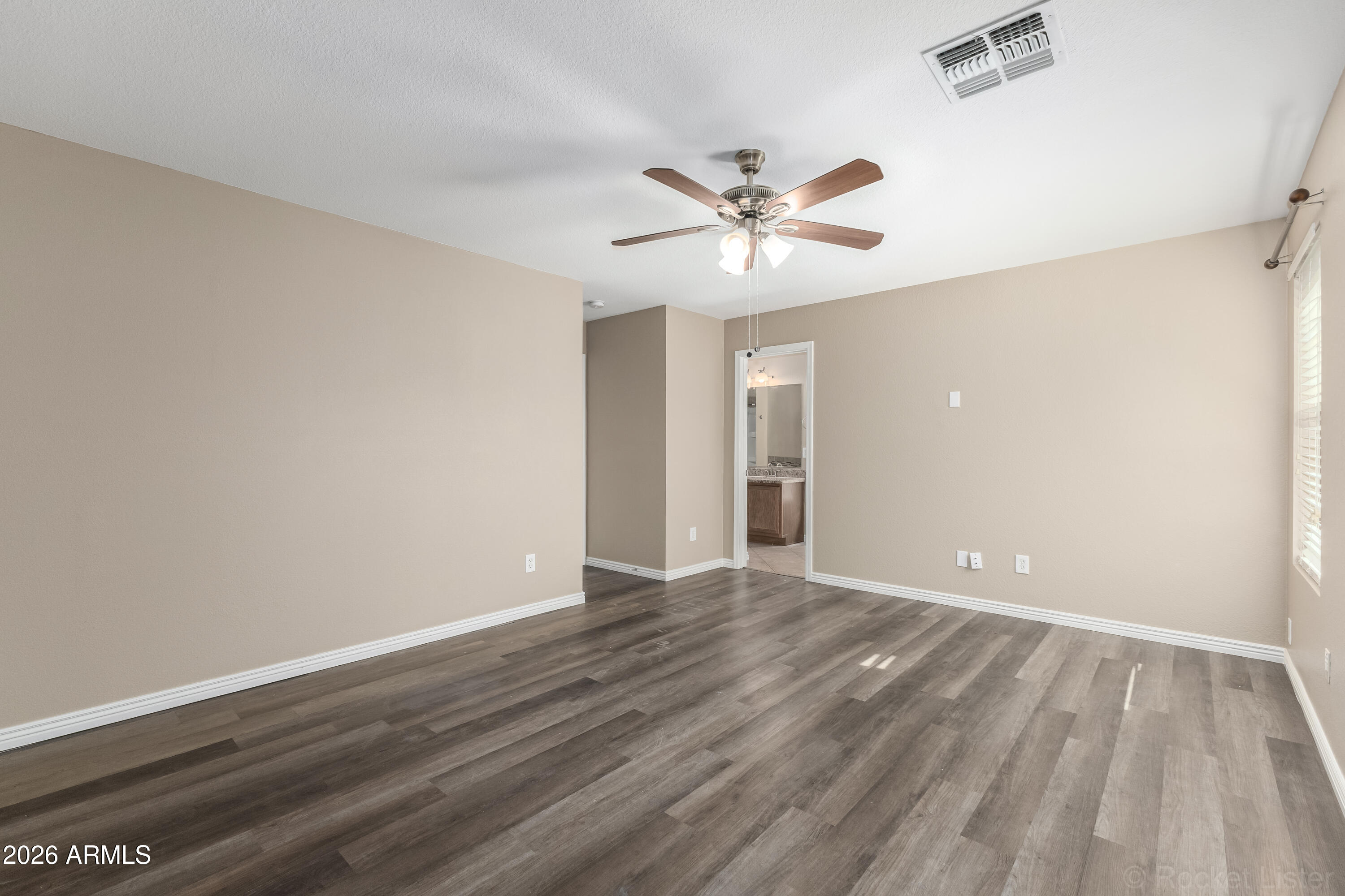 3553 East Trigger Way Gilbert, AZ 85297 - Photo 13 of 30 13