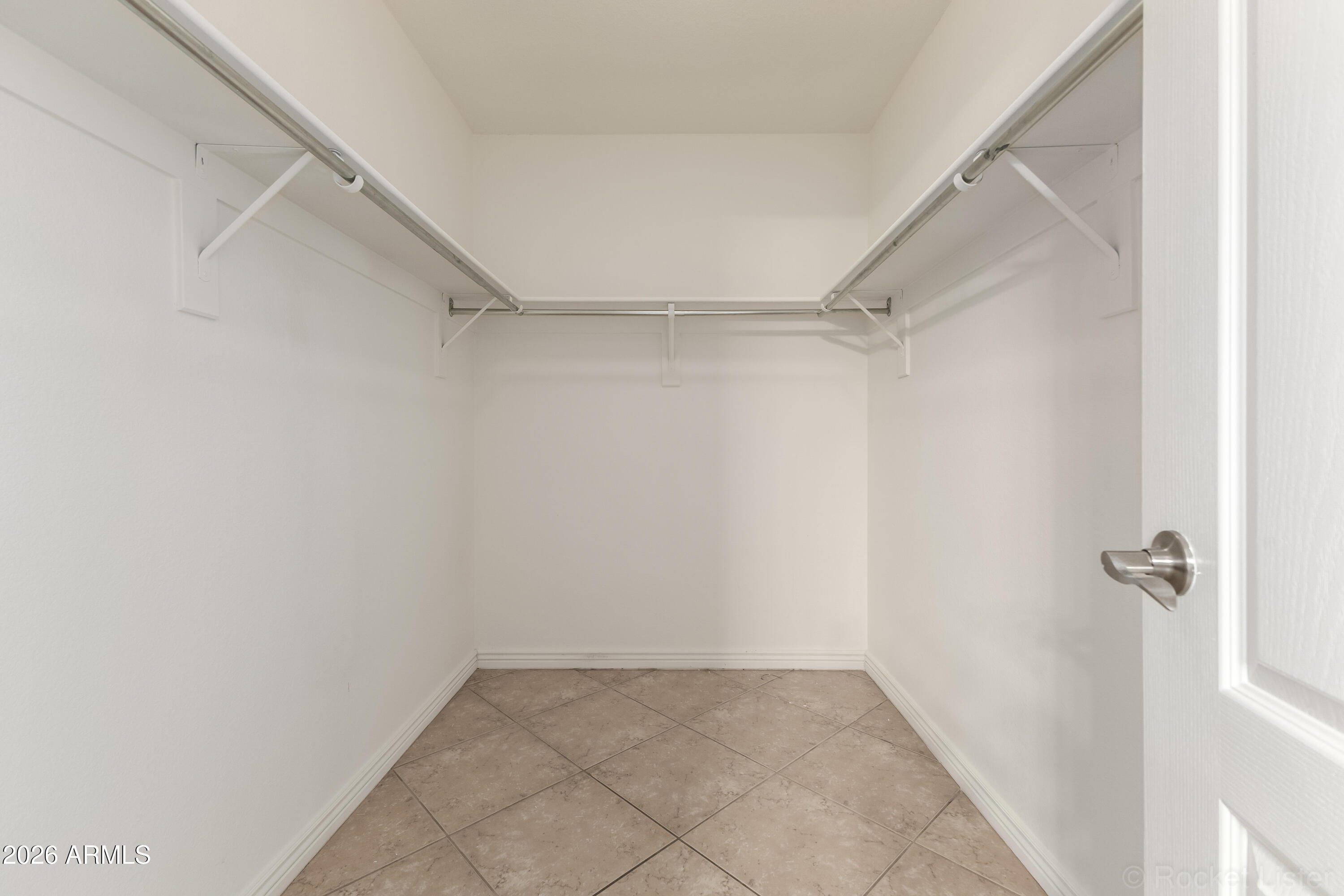 3553 East Trigger Way Gilbert, AZ 85297 - Photo 18 of 30 18