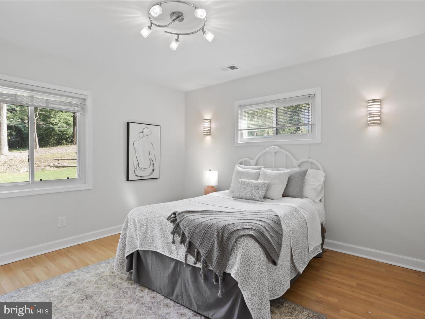 11709 Vale Road Oakton, VA 22124 - Photo 43 of 59 Gallery Image 43