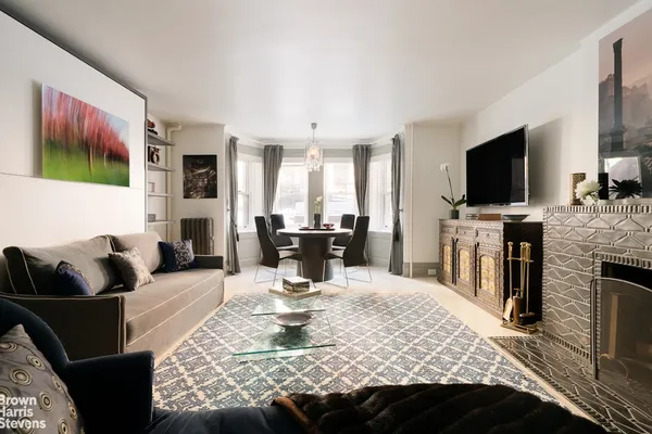 $689,000 | 40 Remsen Street, Unit 1 | Brooklyn Heights