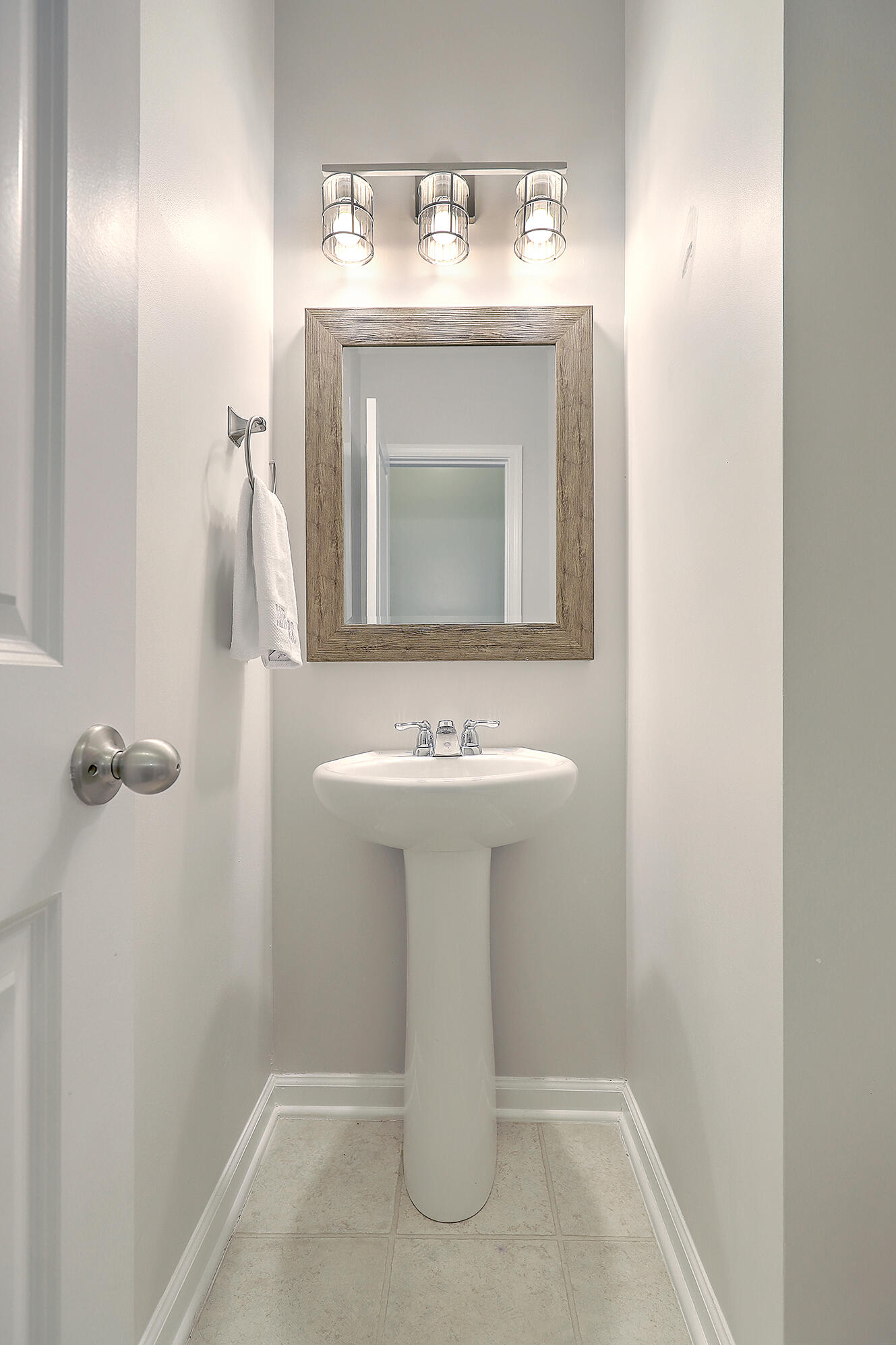 243 Oglethorpe Circle Moncks Corner, SC 29461 - Photo 12 of 26 IMG_7764_65_66_67_68_69_70