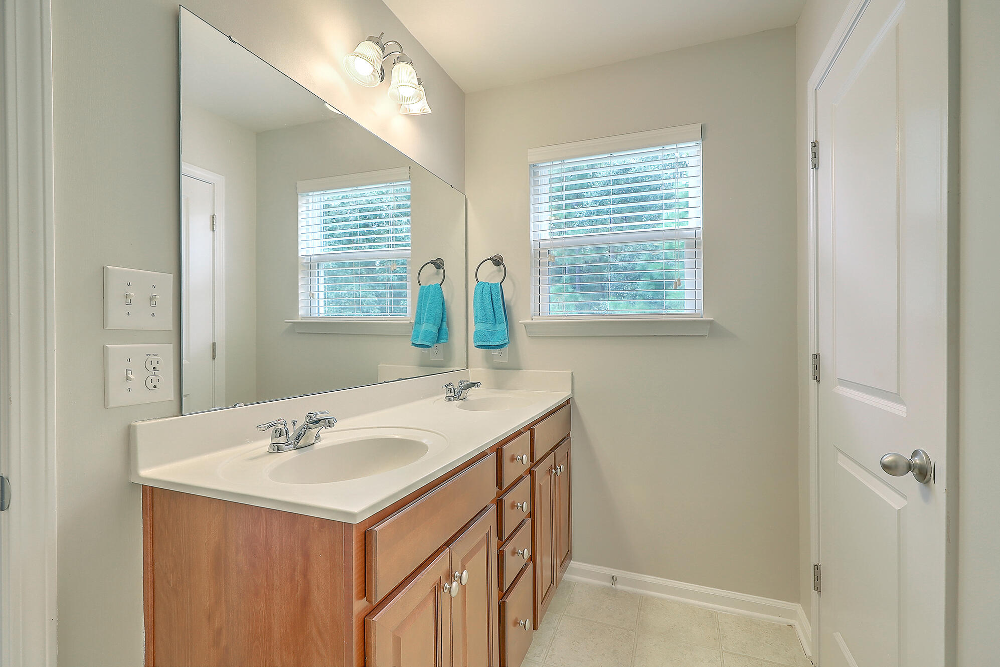 243 Oglethorpe Circle Moncks Corner, SC 29461 - Photo 16 of 26 IMG_7820_1_2_3_4_5_6