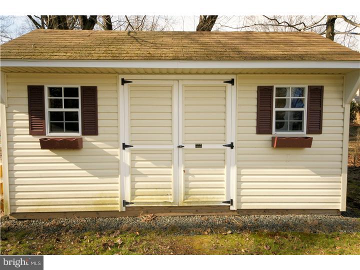 37 Diverty Road Pennington, NJ 08534 - Photo 18 of 20 Storage Shed