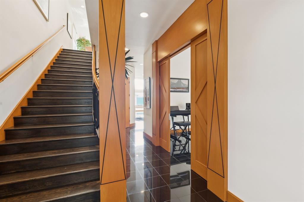 5730 West Amherst Avenue Dallas, TX 75209 - Photo 20 of 40 a view of a entryway