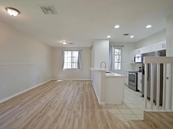 $2,530 | 6030 Southwest 19th Place, North Lauderdale, FL 33068