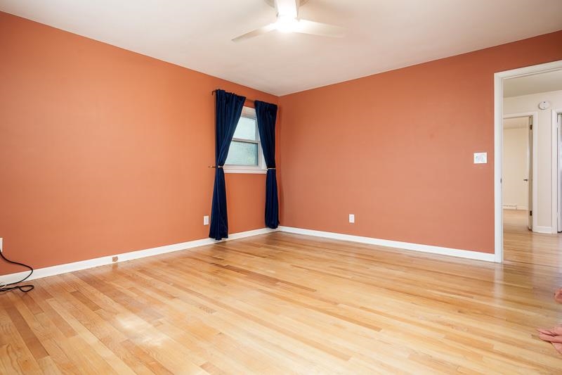 2015 Glenview Road Rockford, IL 61107 - Photo 25 of 52 Gallery Image 25