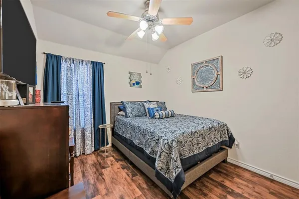 $2,650 | 3505 Versante Drive, Bedford, TX 76021