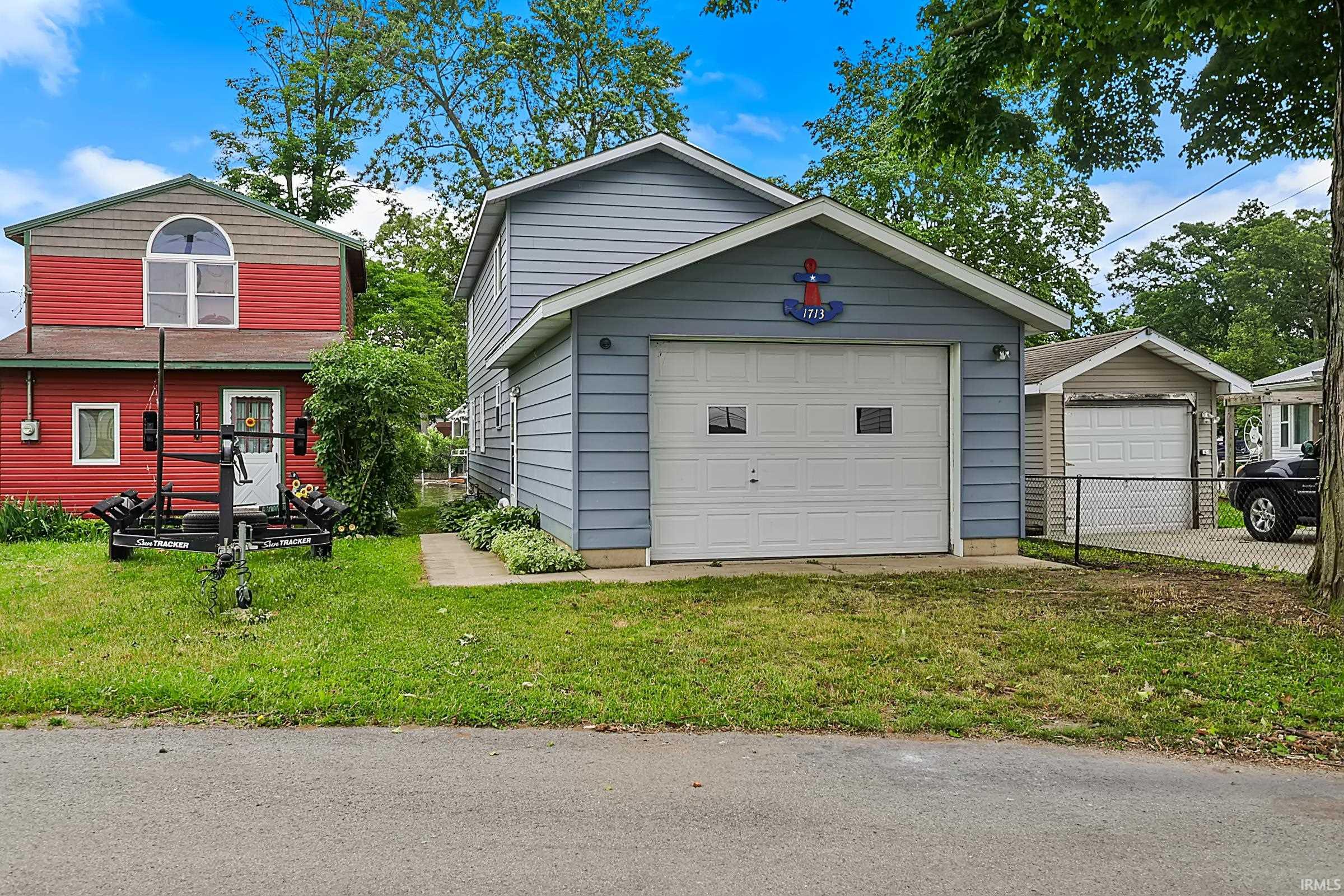 1713 Idlewild Drive Rochester, IN 46975 - Photo 4 of 26