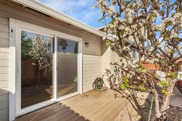 $349,000 | 1927 South Mills Avenue, Unit 3, Lodi, CA 95242