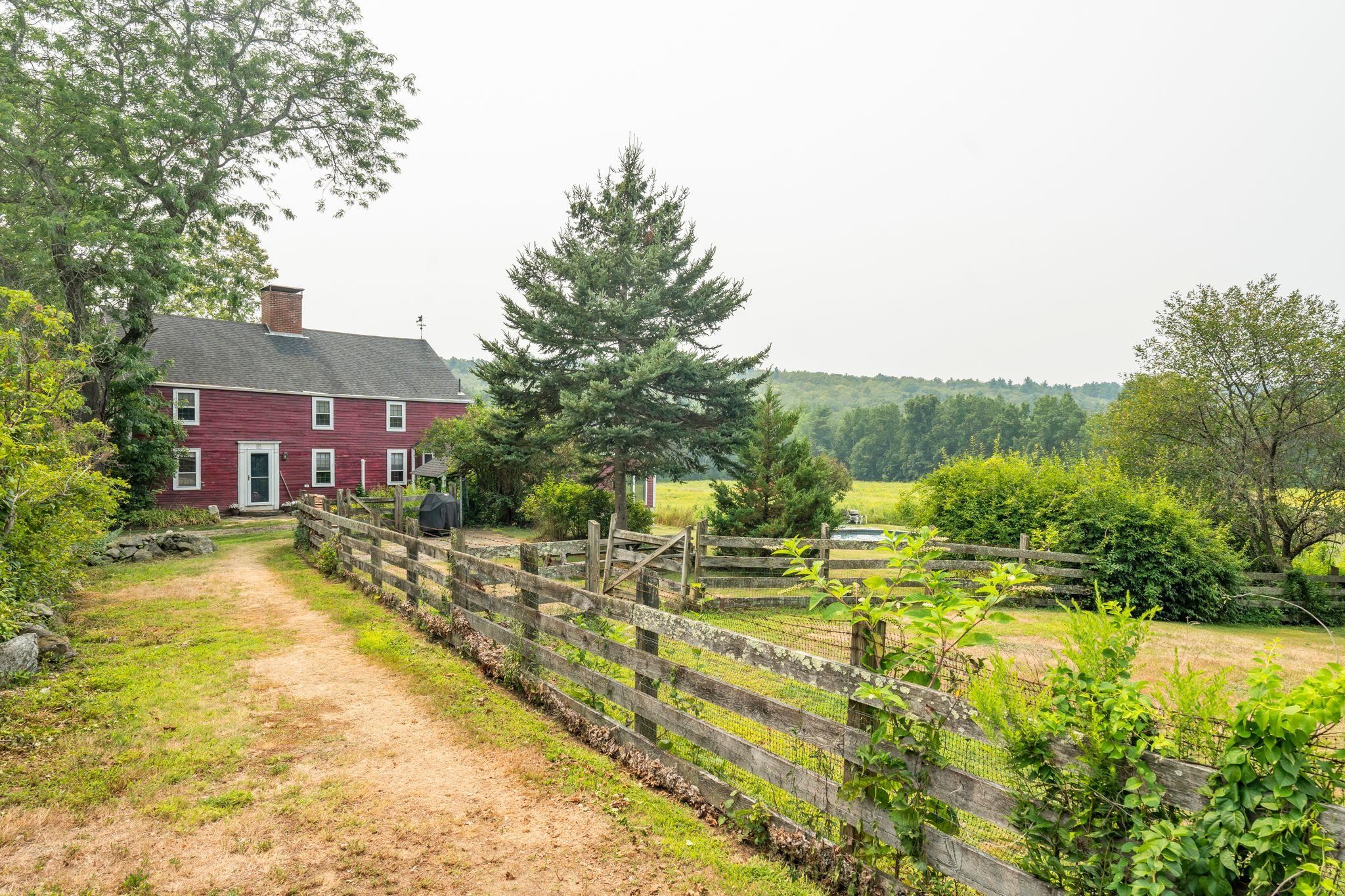 19 Shaws Hill Road Exeter, NH 03833 - Photo 2 of 46