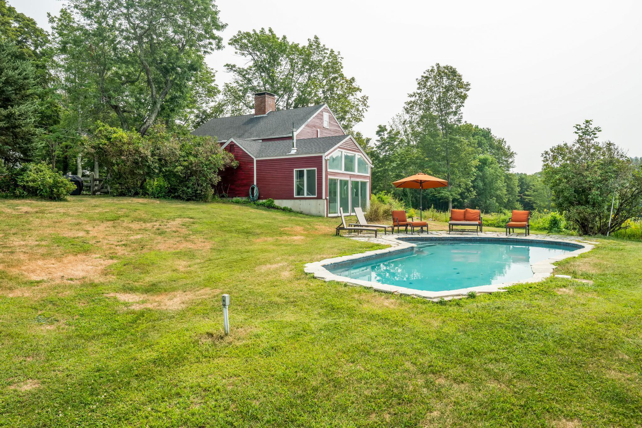 19 Shaws Hill Road Exeter, NH 03833 - Photo 5 of 46