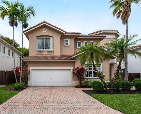 $1,890,000 | 6914 Northwest 113th Place, Doral, FL 33178