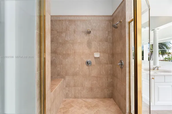 $1,890,000 | 6914 Northwest 113th Place, Doral, FL 33178