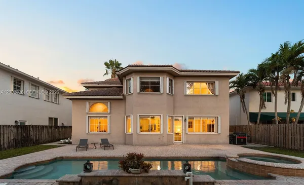 $1,890,000 | 6914 Northwest 113th Place, Doral, FL 33178