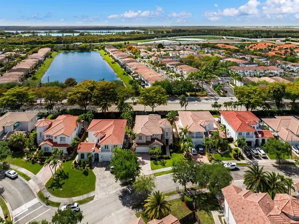 $1,890,000 | 6914 Northwest 113th Place, Doral, FL 33178
