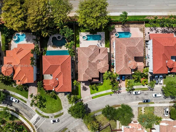 $1,890,000 | 6914 Northwest 113th Place, Doral, FL 33178