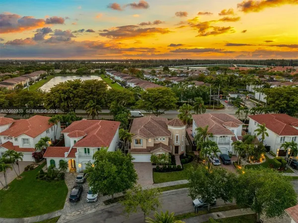 $1,890,000 | 6914 Northwest 113th Place, Doral, FL 33178