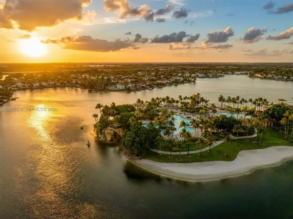 $1,890,000 | 6914 Northwest 113th Place, Doral, FL 33178