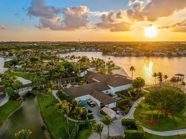 $1,890,000 | 6914 Northwest 113th Place, Doral, FL 33178