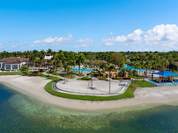 $1,890,000 | 6914 Northwest 113th Place, Doral, FL 33178