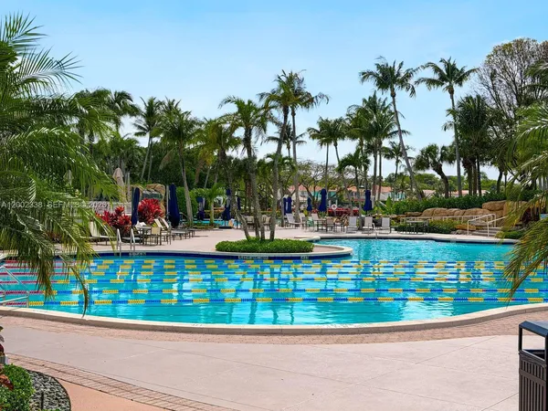 $1,890,000 | 6914 Northwest 113th Place, Doral, FL 33178