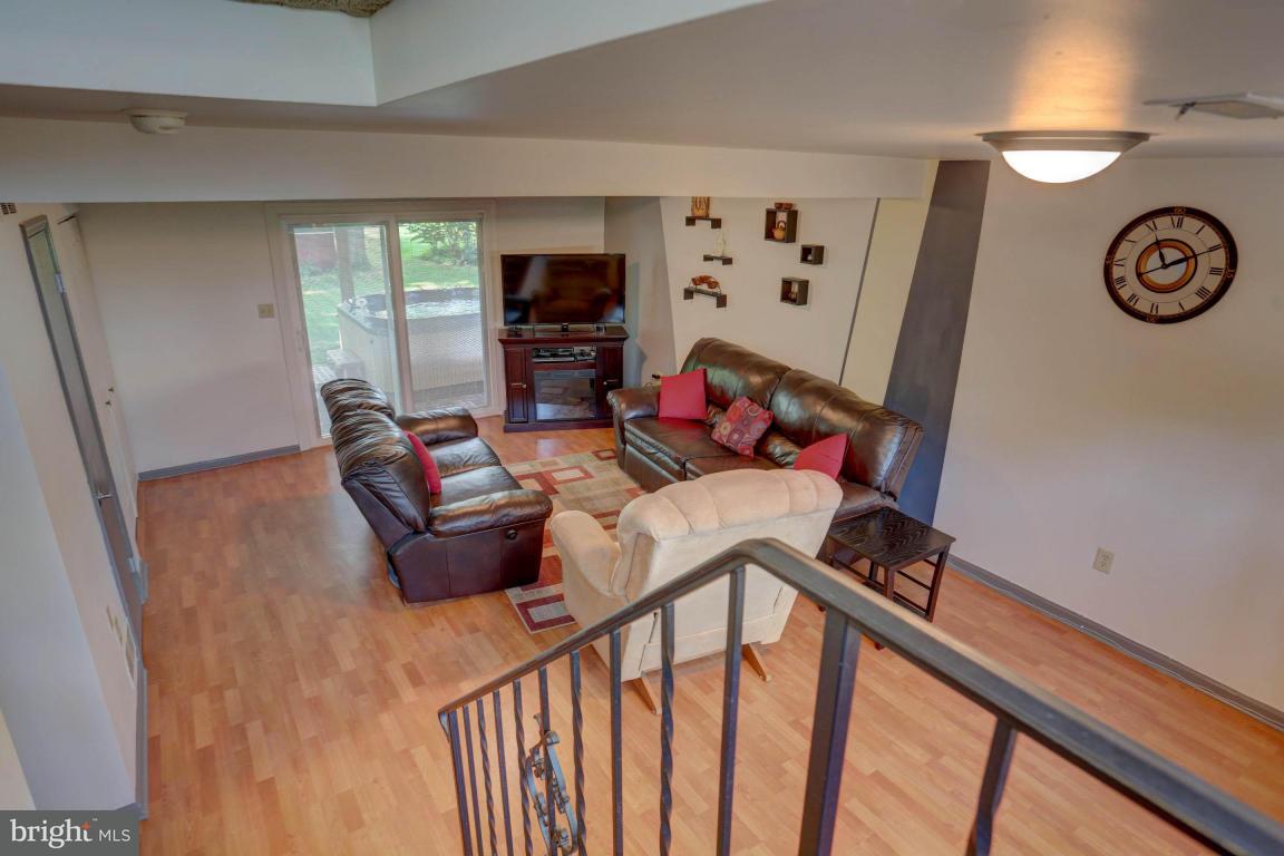524 Hummingbird Drive Lititz, PA 17543 - Photo 22 of 35