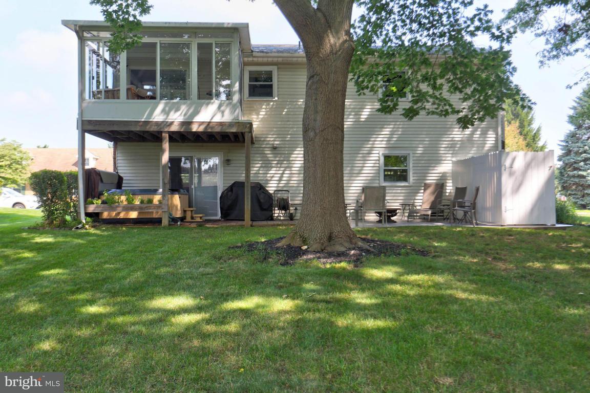 524 Hummingbird Drive Lititz, PA 17543 - Photo 31 of 35