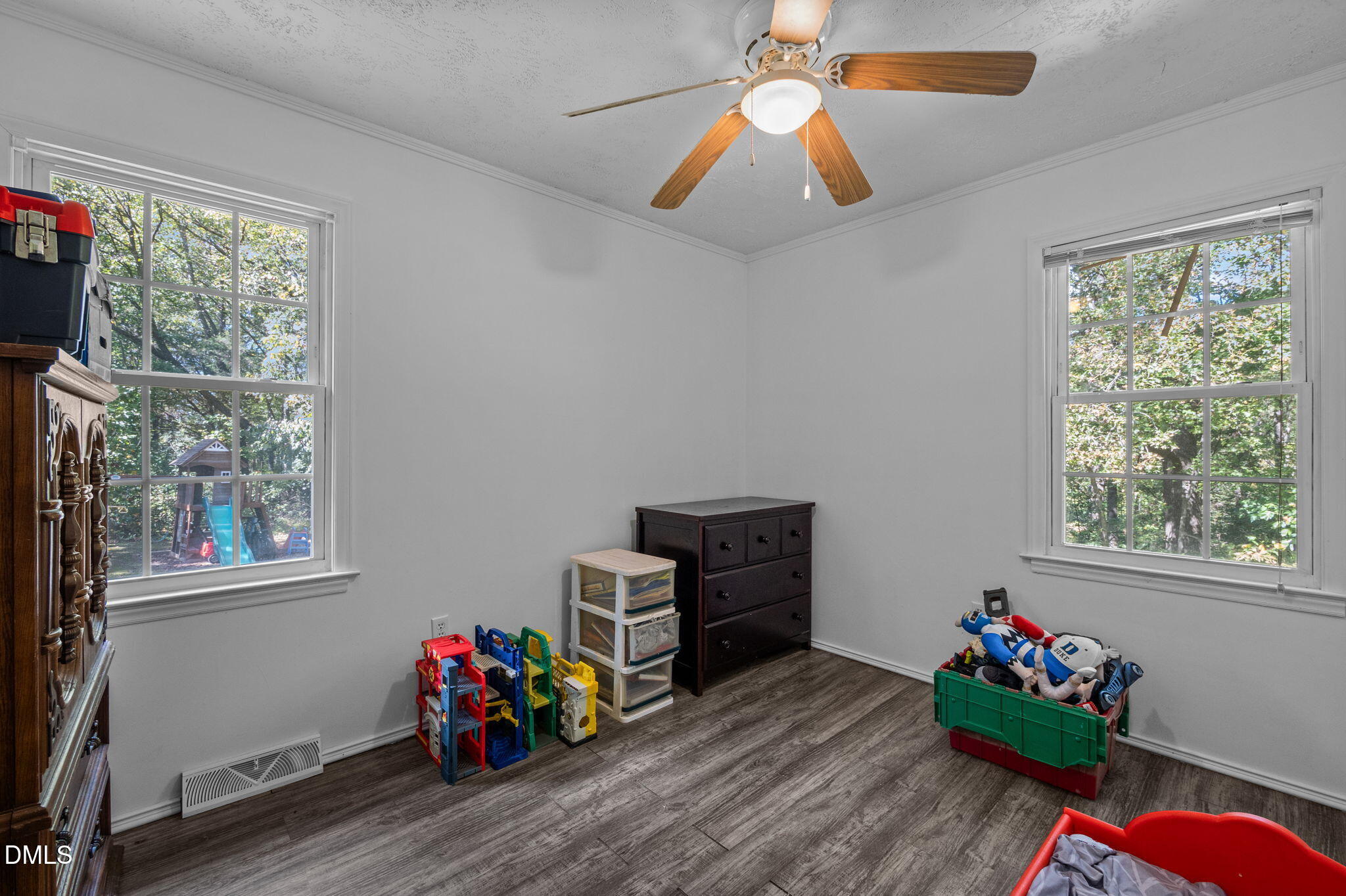 670 Tingen Mine Road Roxboro, NC 27574 - Photo 16 of 30 a living room with furniture and a window