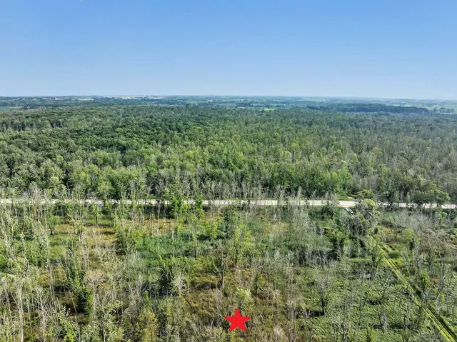 $264,000 | County Road South, Unit 120A, Algoma, WI 54201