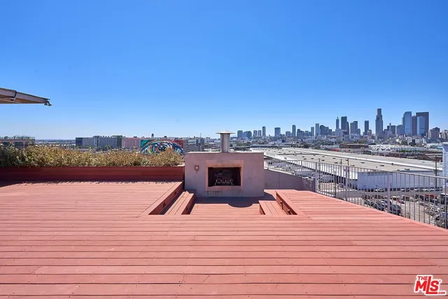 $3,200 | 1855 Industrial Street, Unit 302, Los Angeles, CA 90021