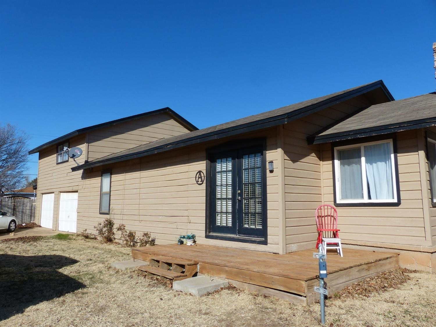 1401 Ave J Abernathy, TX 79311 - Photo 23 of 23 a backyard of a house with table and chairs